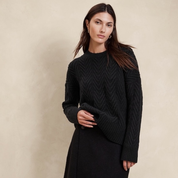 Banana Republic Sweaters - BANANA REPUBLIC Cotton/Cashmere Cable Sweater, Black, Sz Large